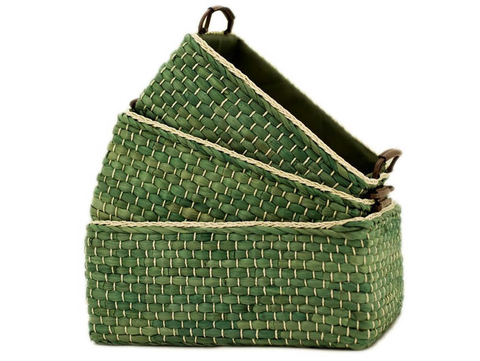 green baskets