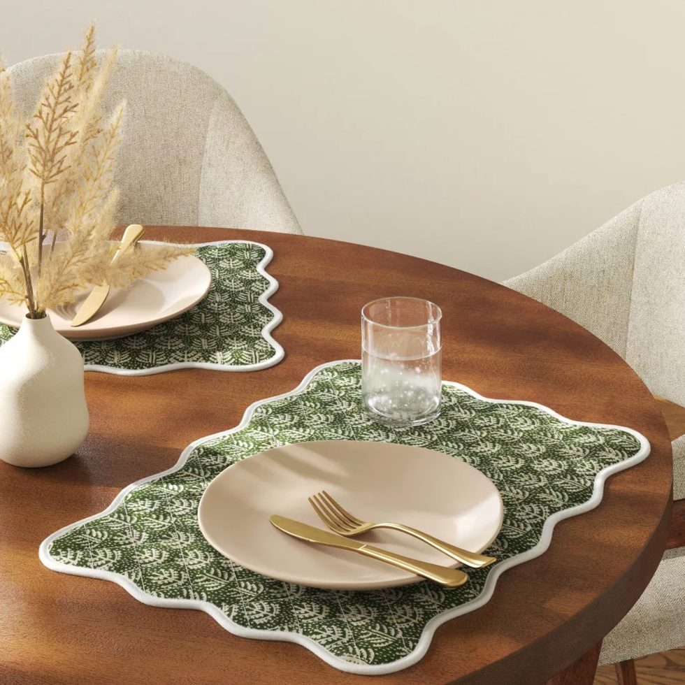 Green Reversible Placemat Scallop, 2 Pack