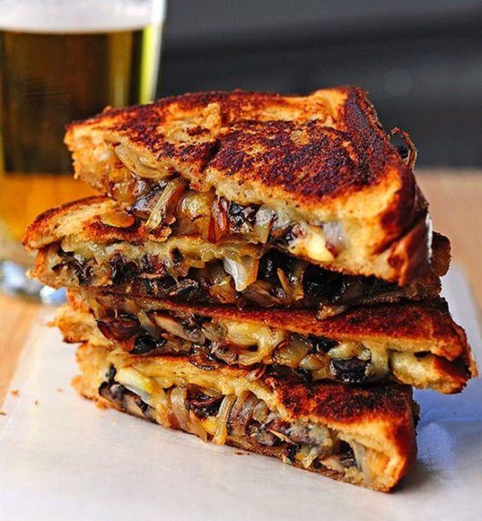 Grilled Cheese With Gouda and Mushrooms