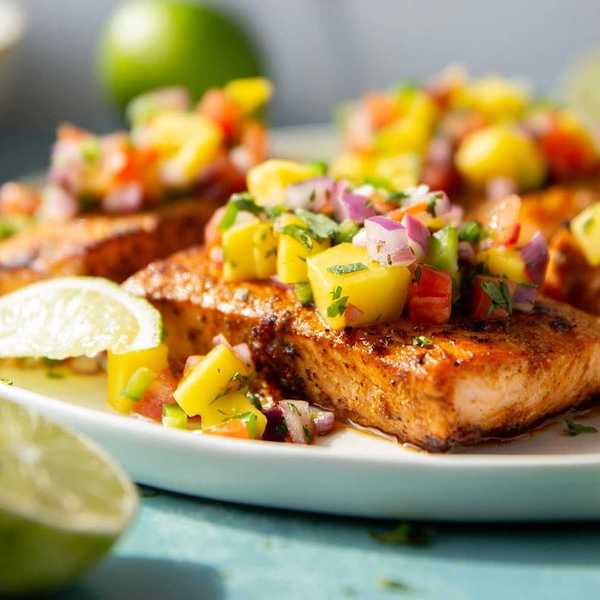 Grilled Chili Lime Salmon with Mango Salsa