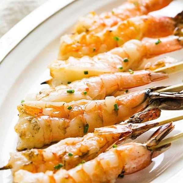 Grilled Garlic Shrimp Skewers