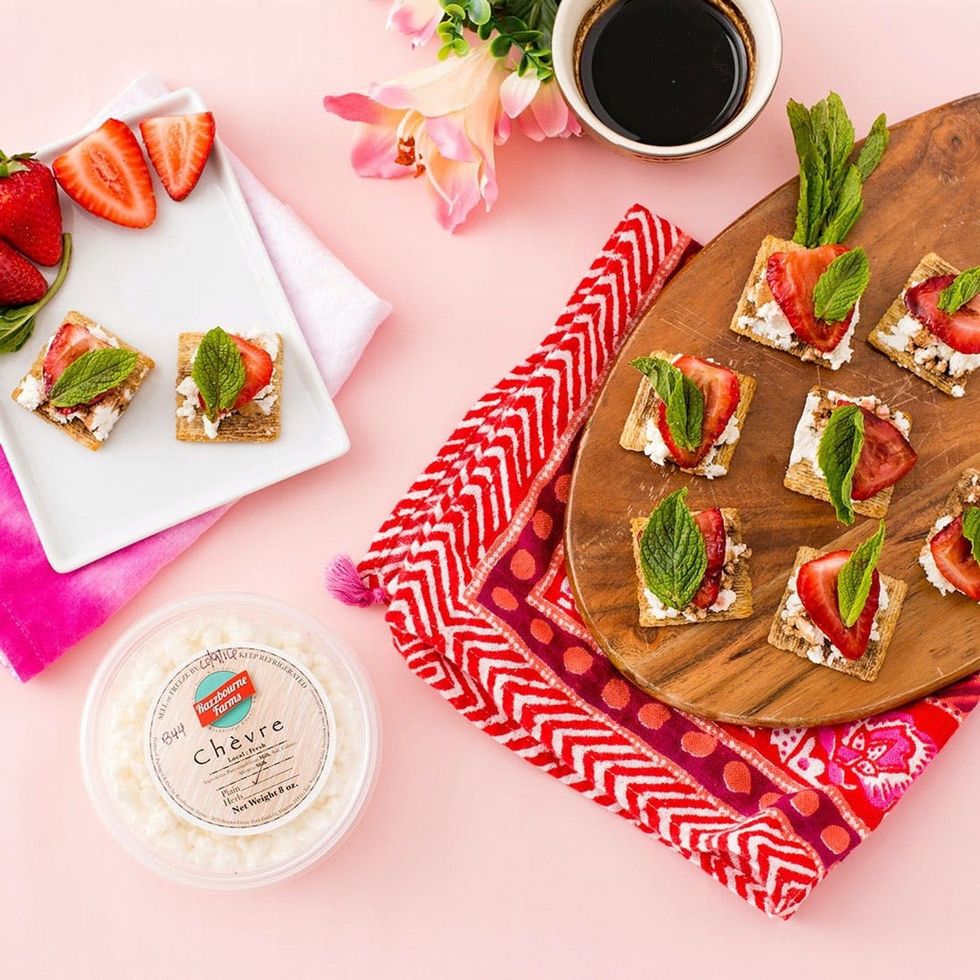 Grilled Strawberry Balsamic Ch\u00e9vre Bites