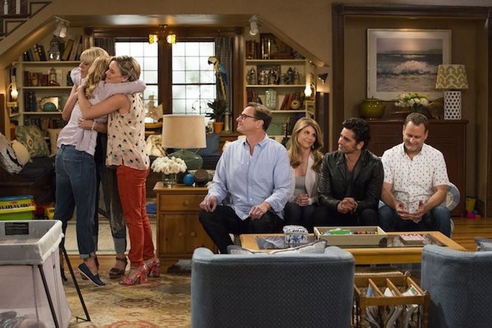 Group-hug-plus-men-John-Stamos-Bob-Saget-Dave-Coulier
