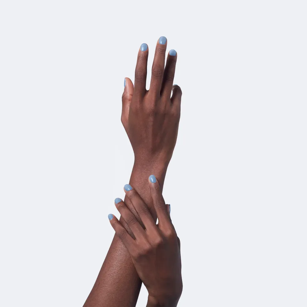 Gucci Glossy Nail Polish Lucy Baby Blue