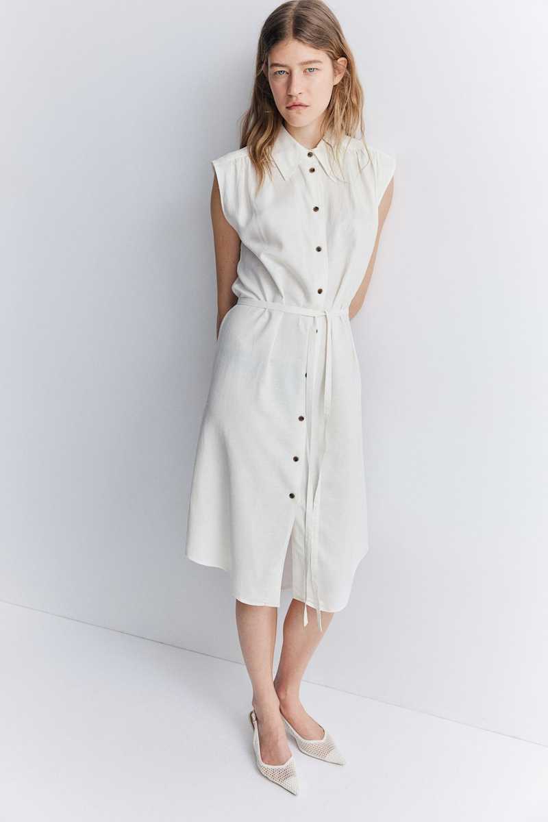 h and m linen dress This Expensive-Looking H&M Dress Is About to be Everywhere