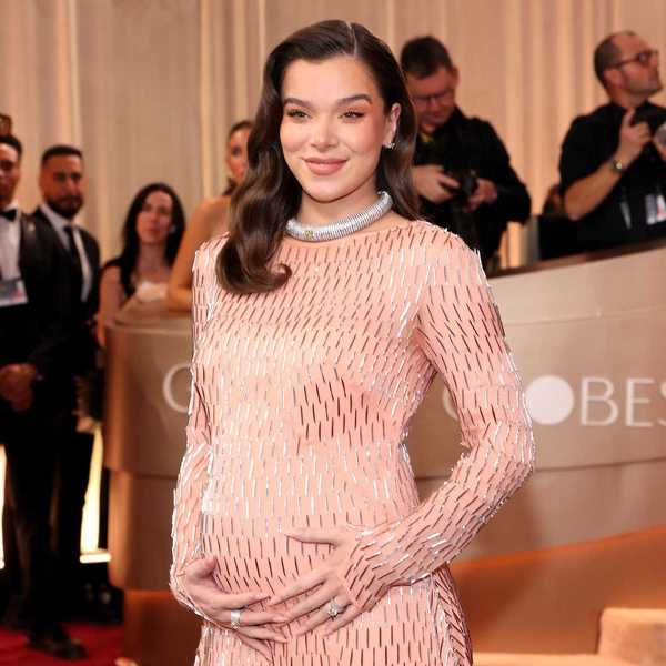 hailee steinfeld baby bump