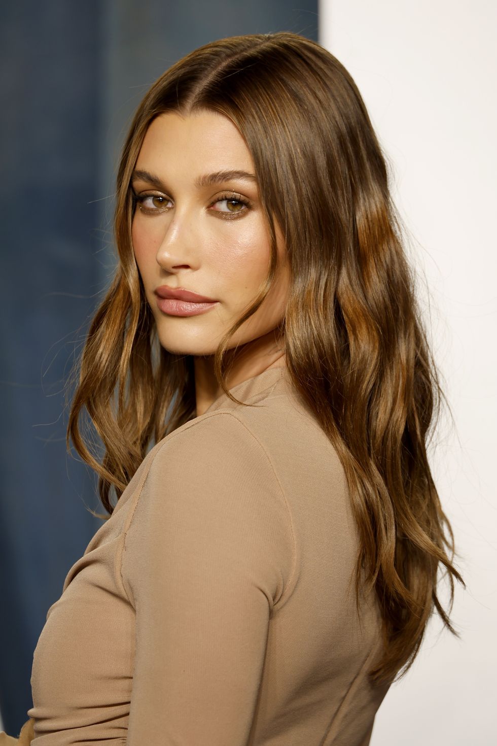 hailey bieber at the 2022 vanity fair oscar party