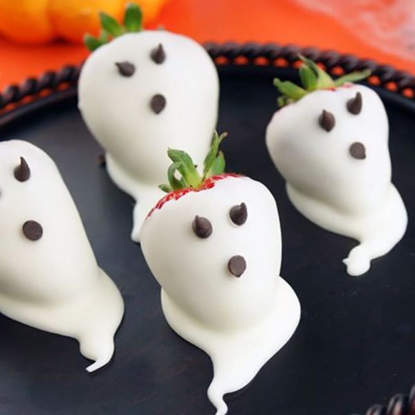 11 Easy-to-Make Halloween Snacks & Food Ideas - Brit + Co - Brit + Co