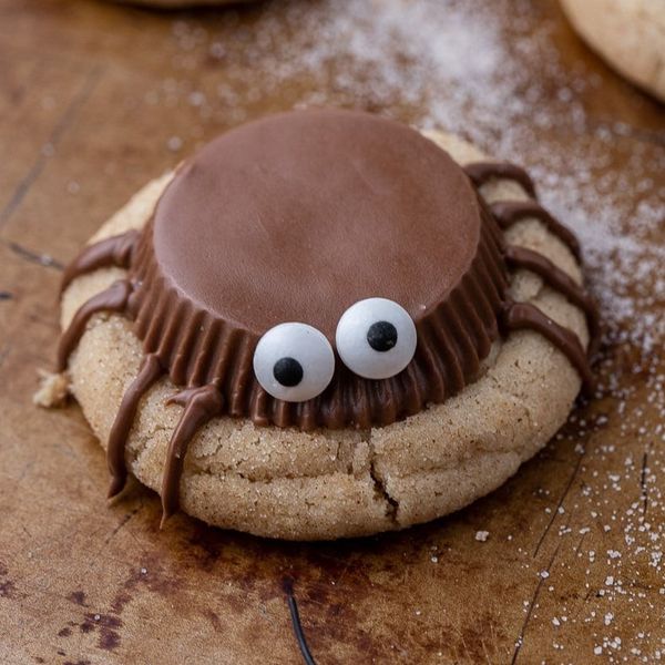 Halloween Spider Cookies