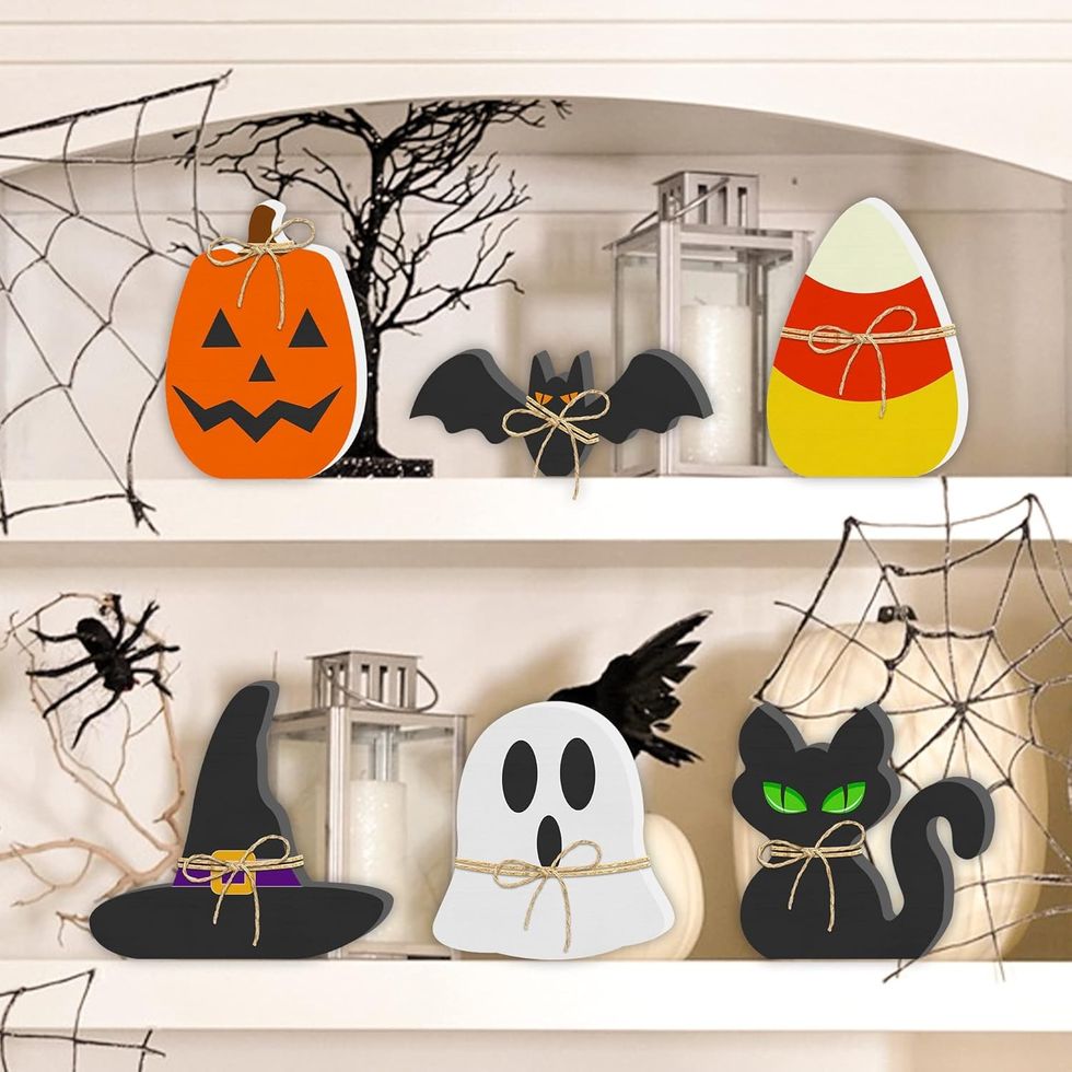 halloween wooden decor
