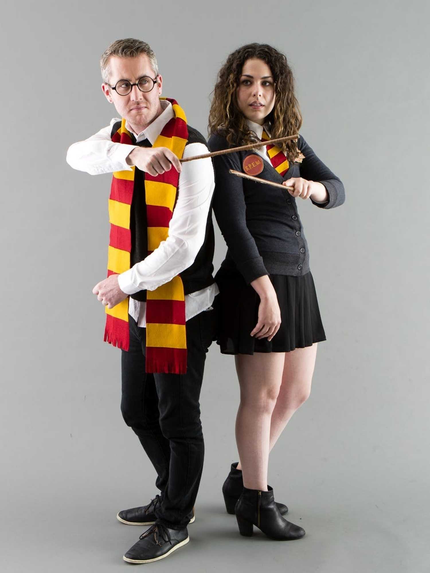 Harry Potter and Hermione diy couples costume idea