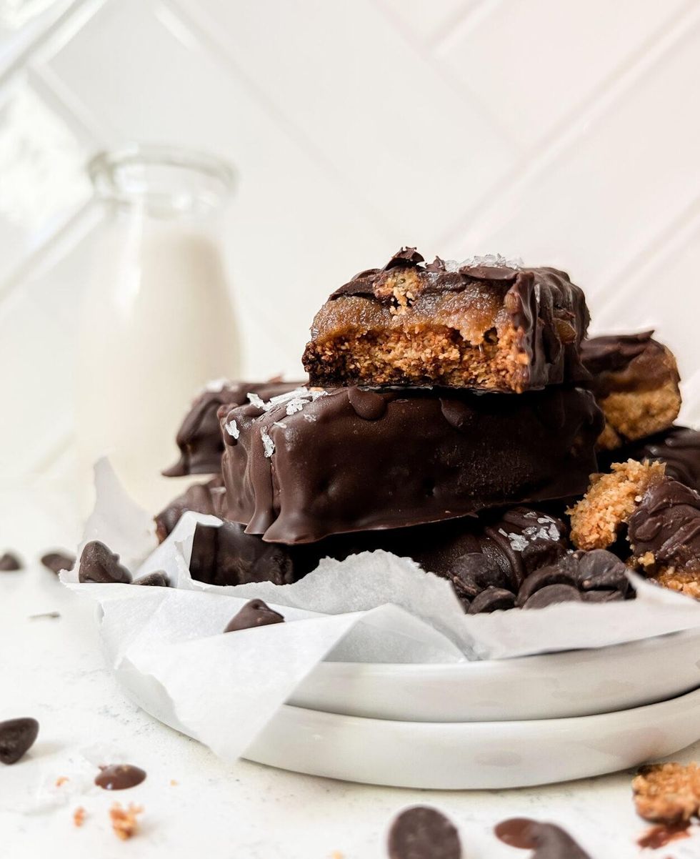 Healthy Vegan Twix Bars