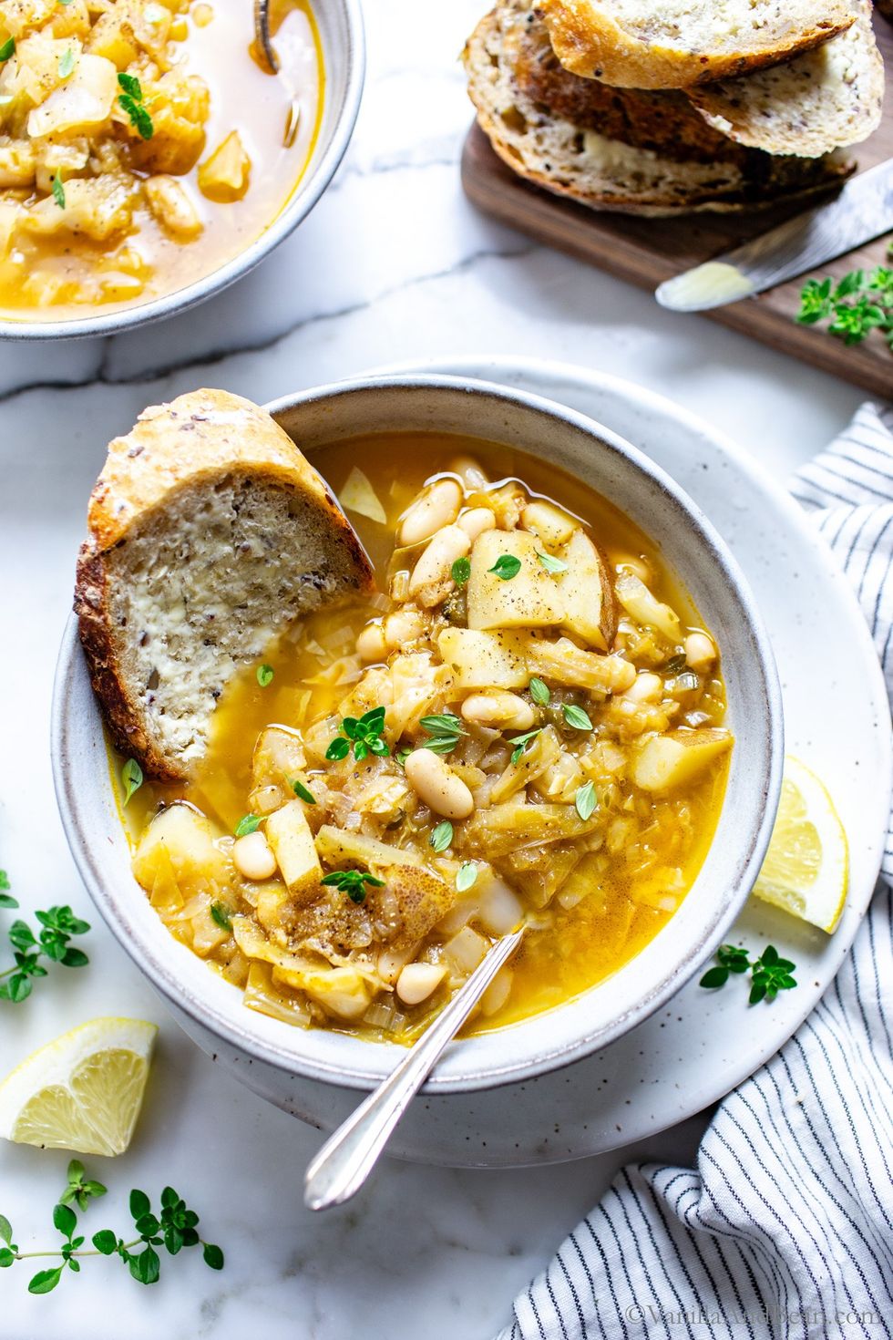Hearty White Bean and Cabbage Soup with Potatoes