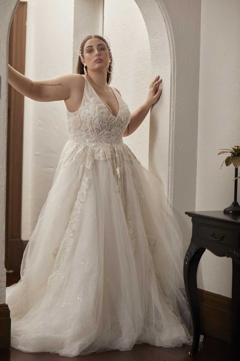 Best Plus Size Wedding Dresses - Brit + Co
