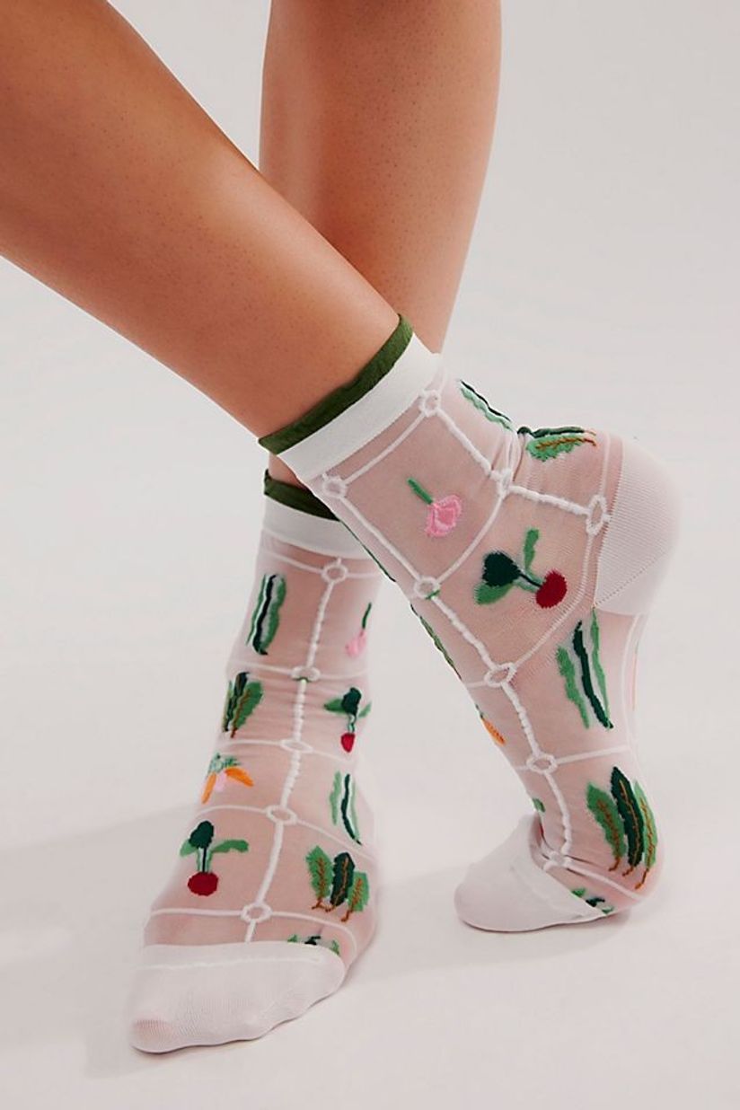 The 13 Best Sheer Socks To Step Up Your Spring Shoe Rotation - Brit + Co