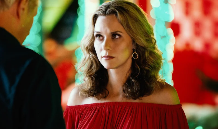 Hilarie Burton in The Christmas Contract