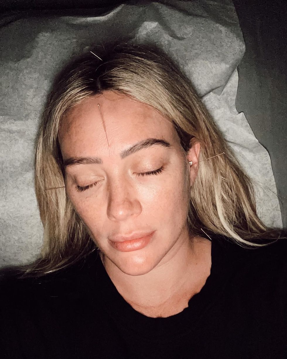 Hilary Duff Makeup-Free Selfie