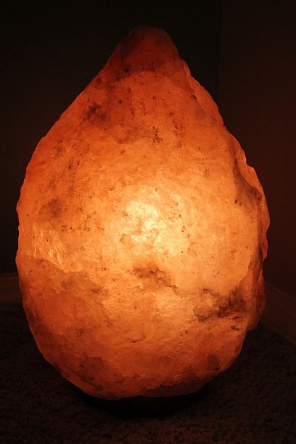 himalayan salt lamp