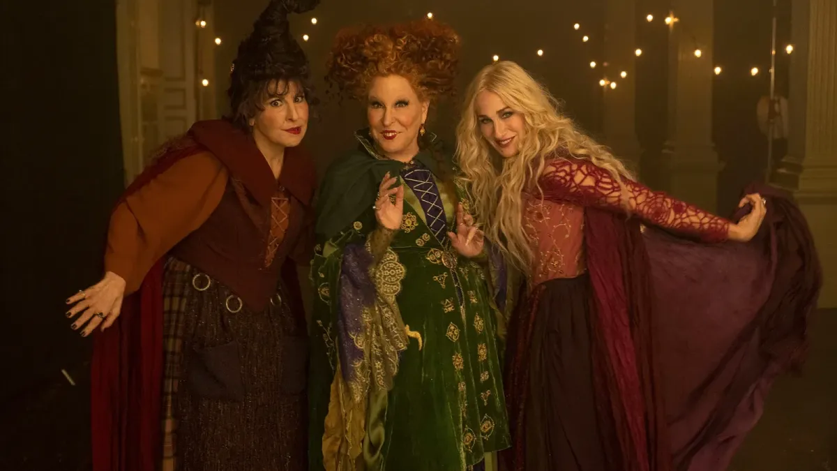 hocus pocus 3 bette midler
