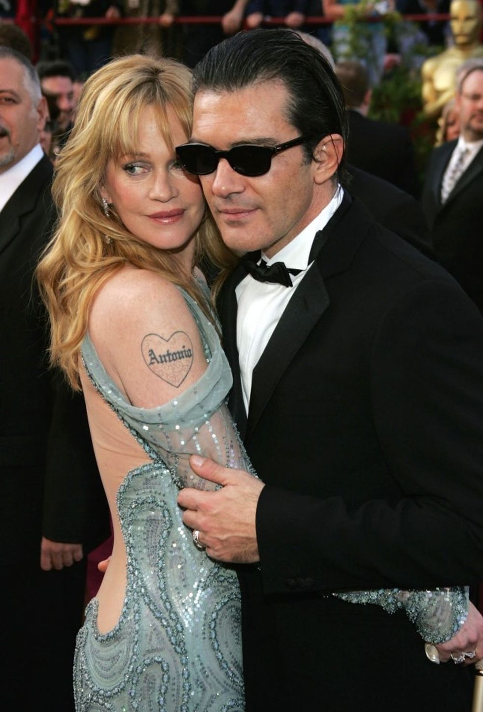 HOLLYWOOD, CA - FEBRUARY 27: Actors Melanie Griffith and husband Antonio Banderas arrive at the 77th Annual Academy Awards at the Kodak Theater on February 27, 2005 in Hollywood, California. (Photo by Frank Micelotta/Getty Images)