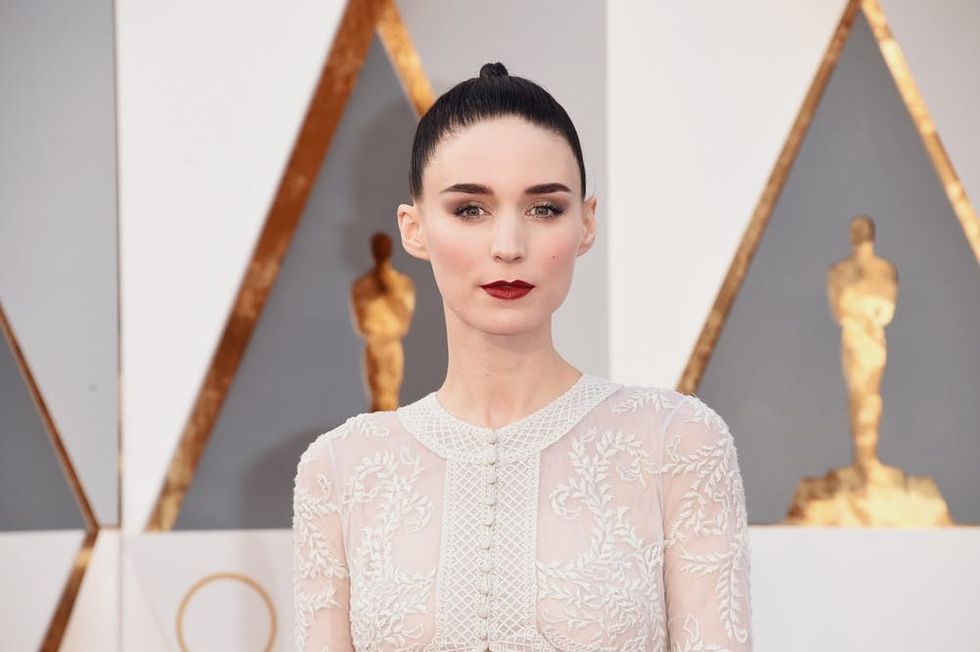 HOLLYWOOD, CA - FEBRUARY 28: Actress Rooney Mara attends the 88th Annual Academy Awards at Hollywood & Highland Center on February 28, 2016 in Hollywood, California. (Photo by Jason Merritt/Getty Images)