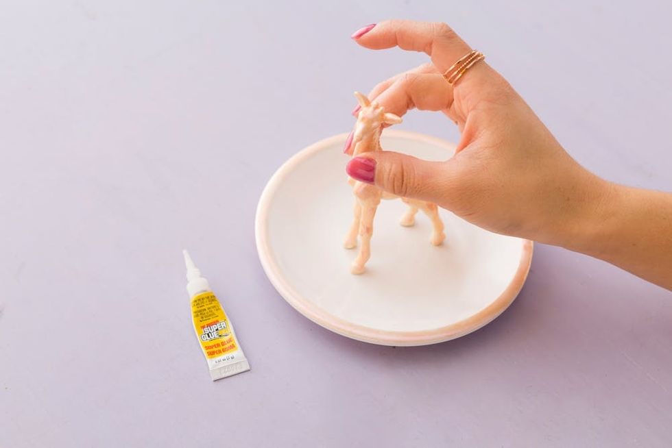 holographic_diys_023_gluegiraffe