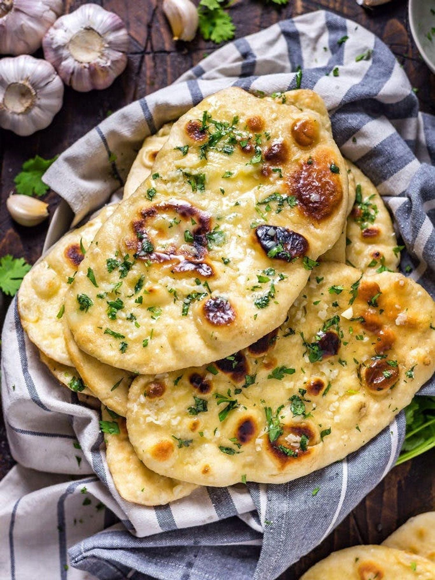 homemade garlic naan