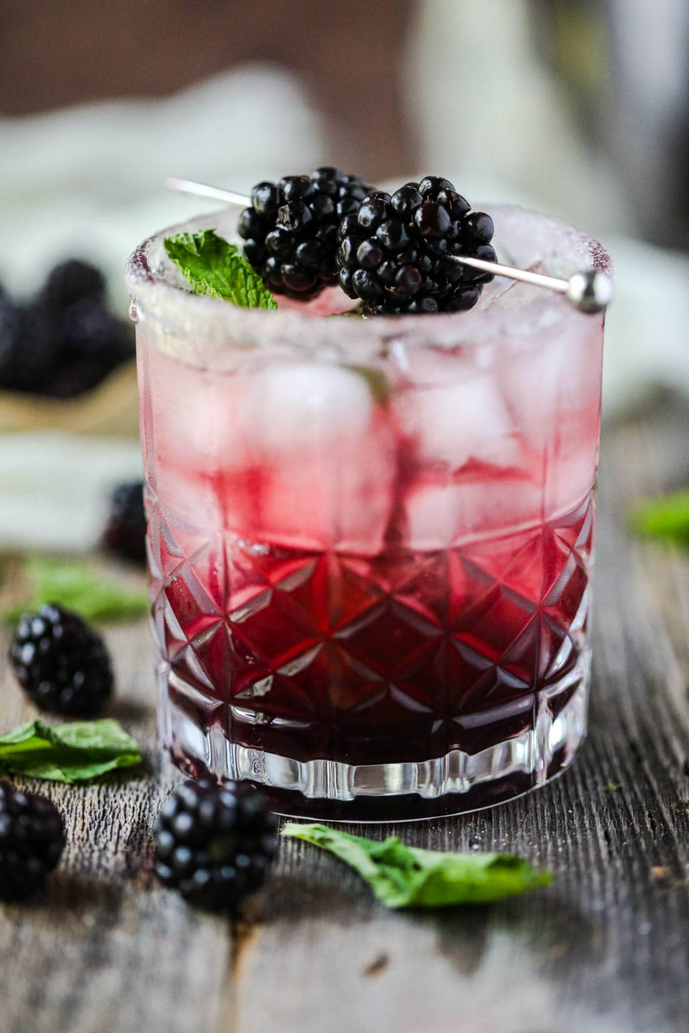 HONEY BLACKBERRY SMASH MOCKTAIL