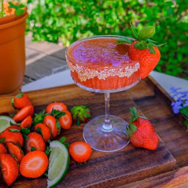 Honey Strawberry Basil Margarita