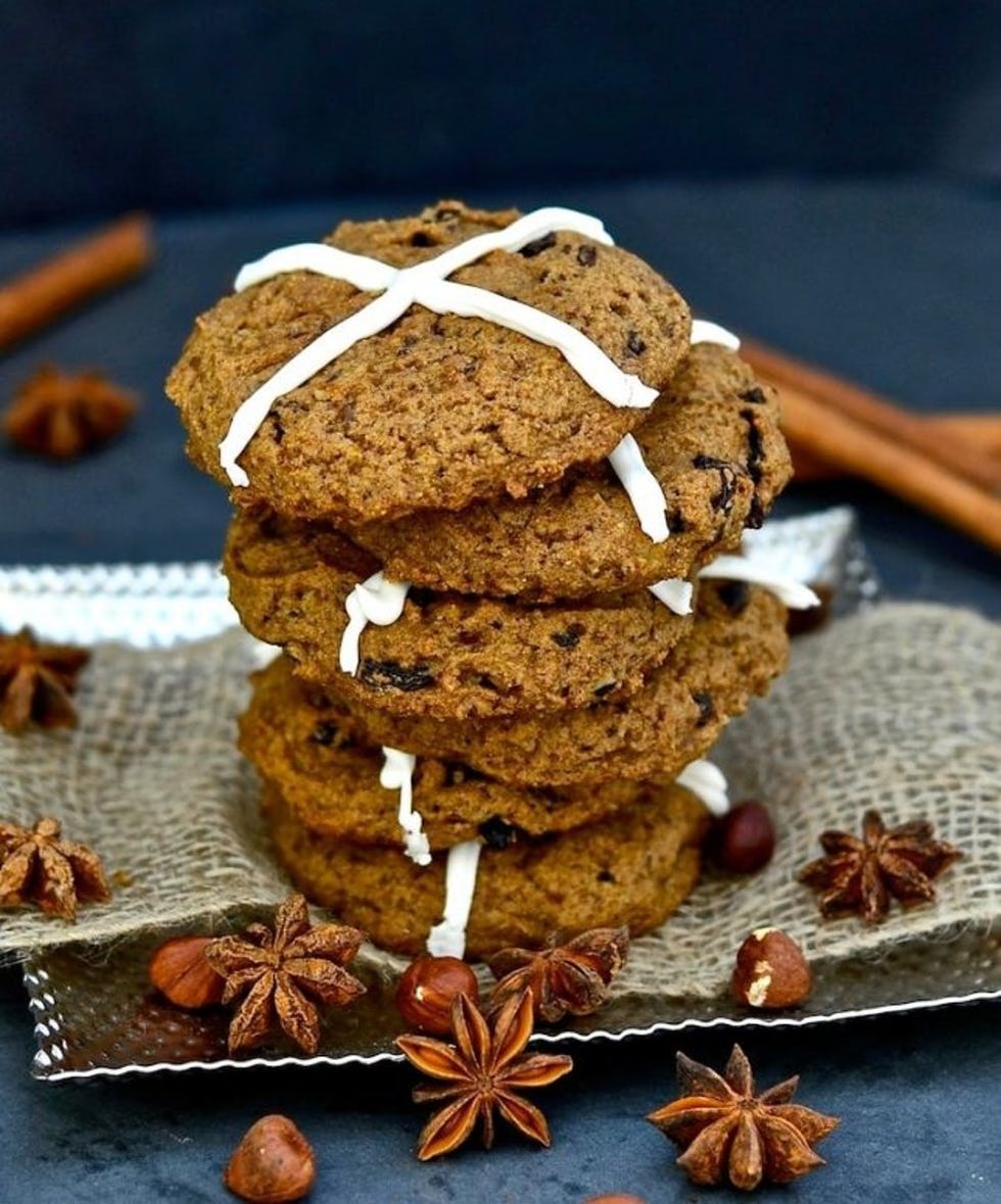 hot-cross-bun-easter-cookies-recipe