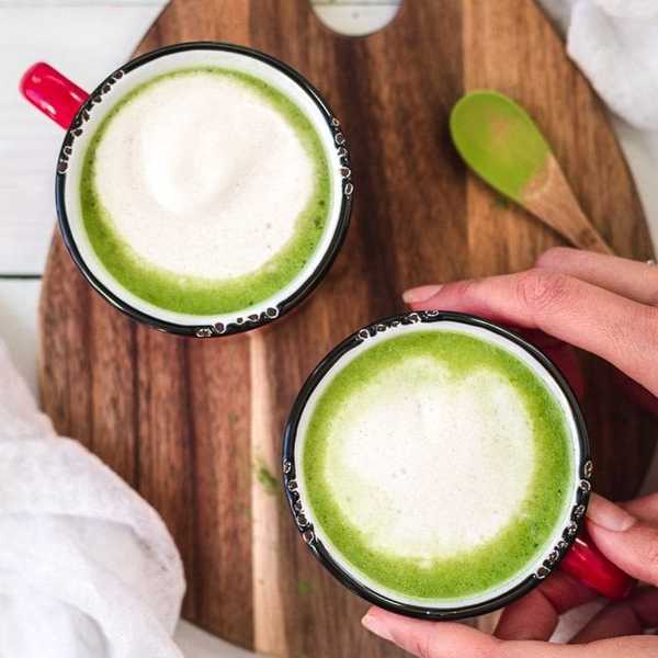 Hot Matcha Latte with Almond Milk