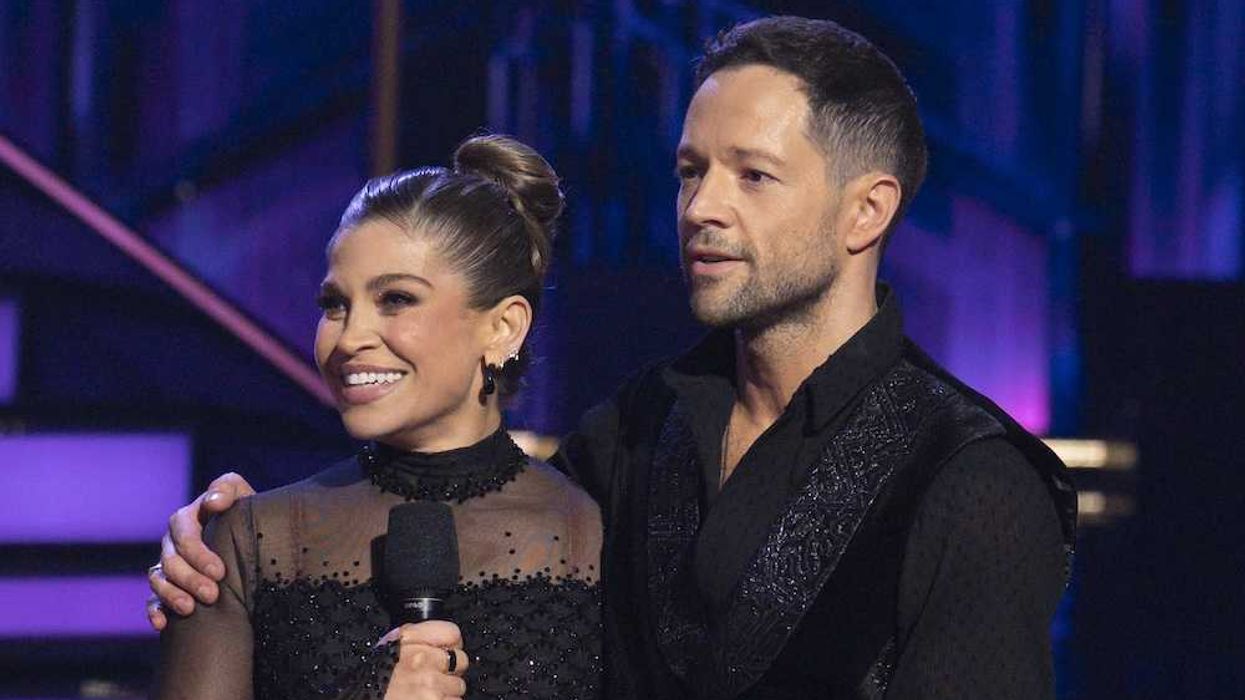 How many episodes is Dancing With the Stars season 34?