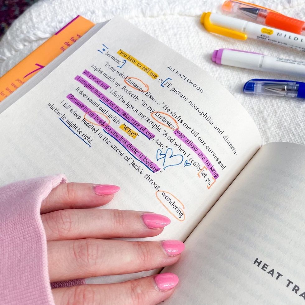 How To Annotate A Book To Improve Your Mental Health - Brit + Co