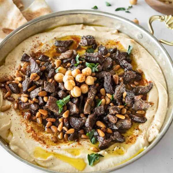 Hummus with Spiced Meat and Pine Nuts