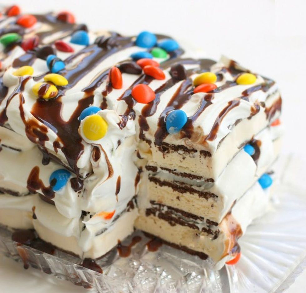 Ice Cream Sandwich Cake fun desserts to make