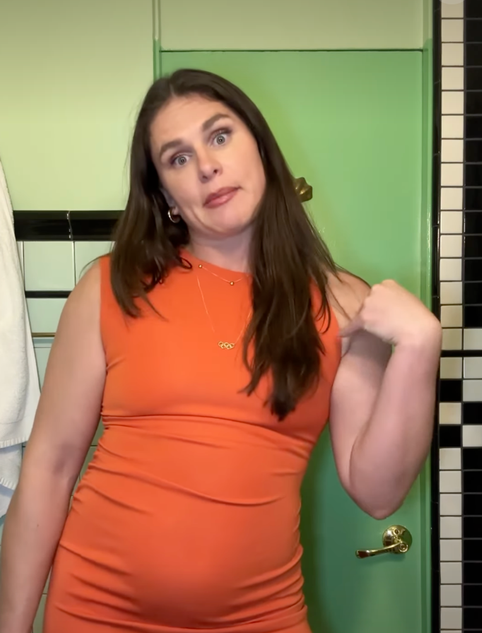 ilona maher calling out body-shamer in an instagram video