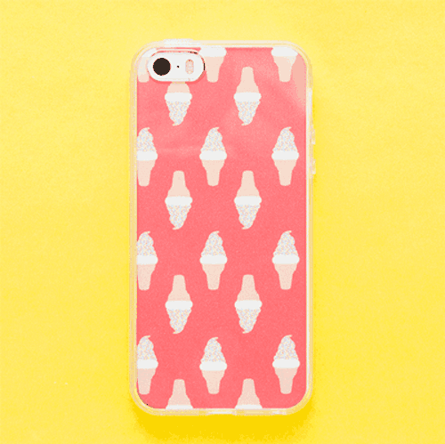 Here Is the Cheapest *and* Easiest Way to Upgrade Your Phone Case