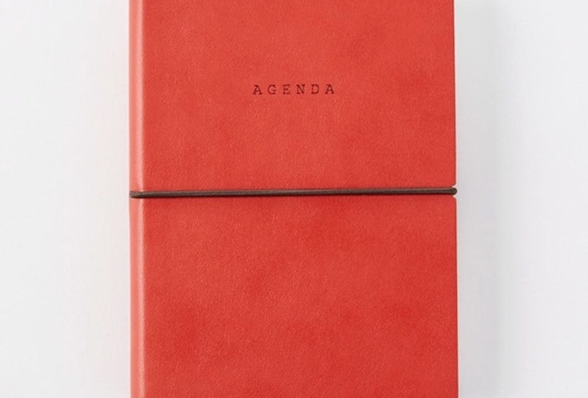 9 Ways To Stay Sane When Mercury Is In Retrograde Brit Co 9-ways-to-stay-sane-when-mercury-is-in-retrograde-brit-co