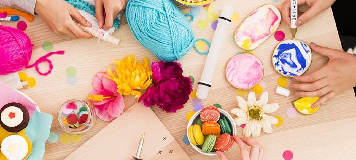 Throw the Ultimate DIY Housewarming Party With These Ideas - Brit + Co