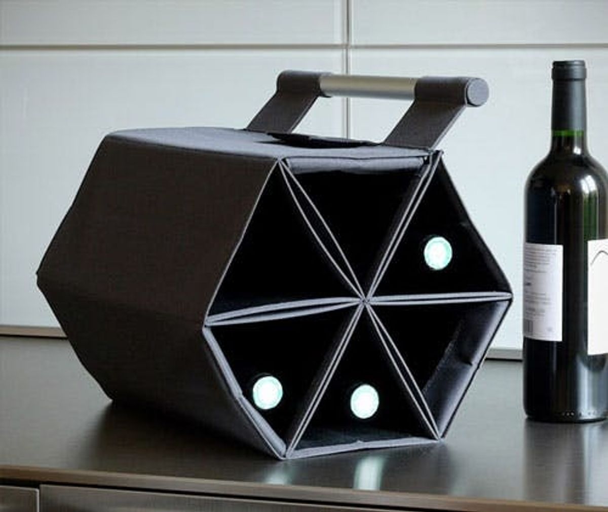 How to Carry a Six Pack… of Wine!