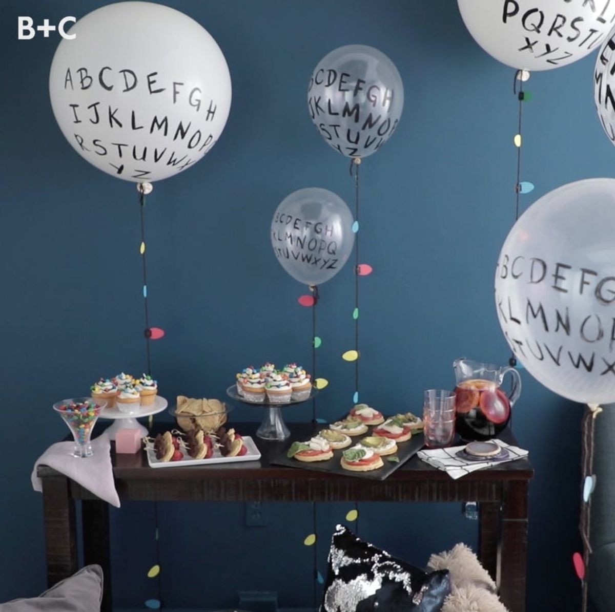 How to Make ‘Stranger Things’ Balloons