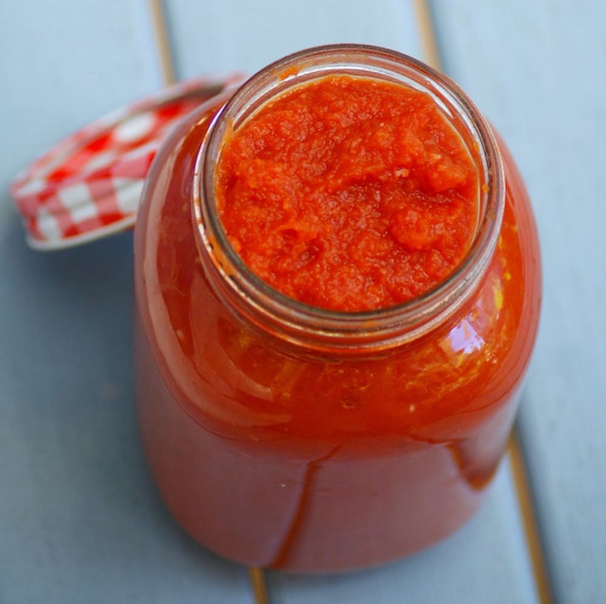 Get Creative With These 10 Tomato-Free Pasta Sauce Recipes