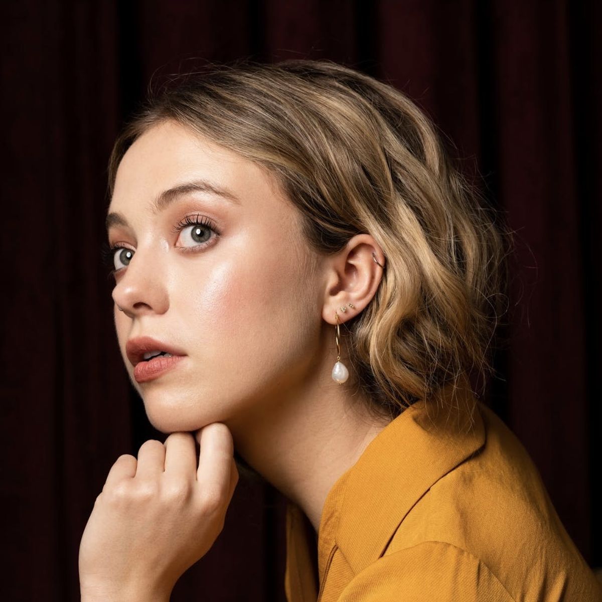 15 Minimalist Ways to Wear Pearl Jewelry in 2019