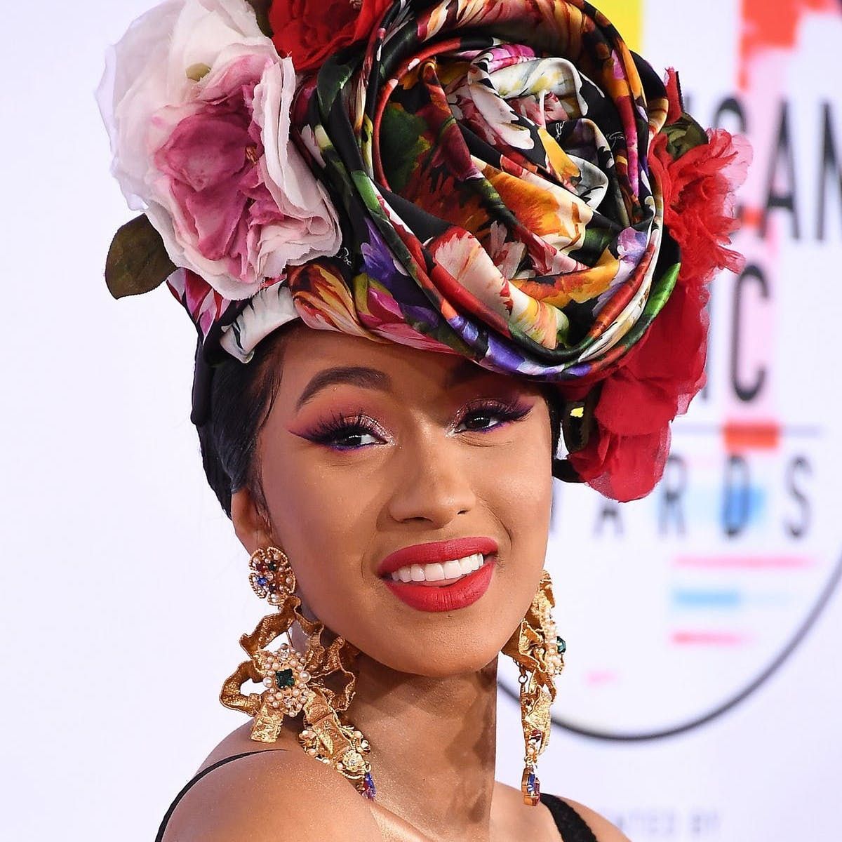 35 Drugstore Beauty Products That Celebs Wear on the Red Carpet