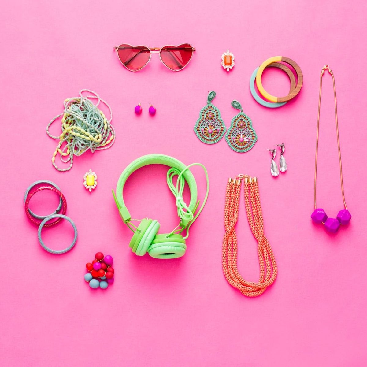 How to Turn Drawer Pulls and Knobs into a Jewelry Organizer Brit + Co