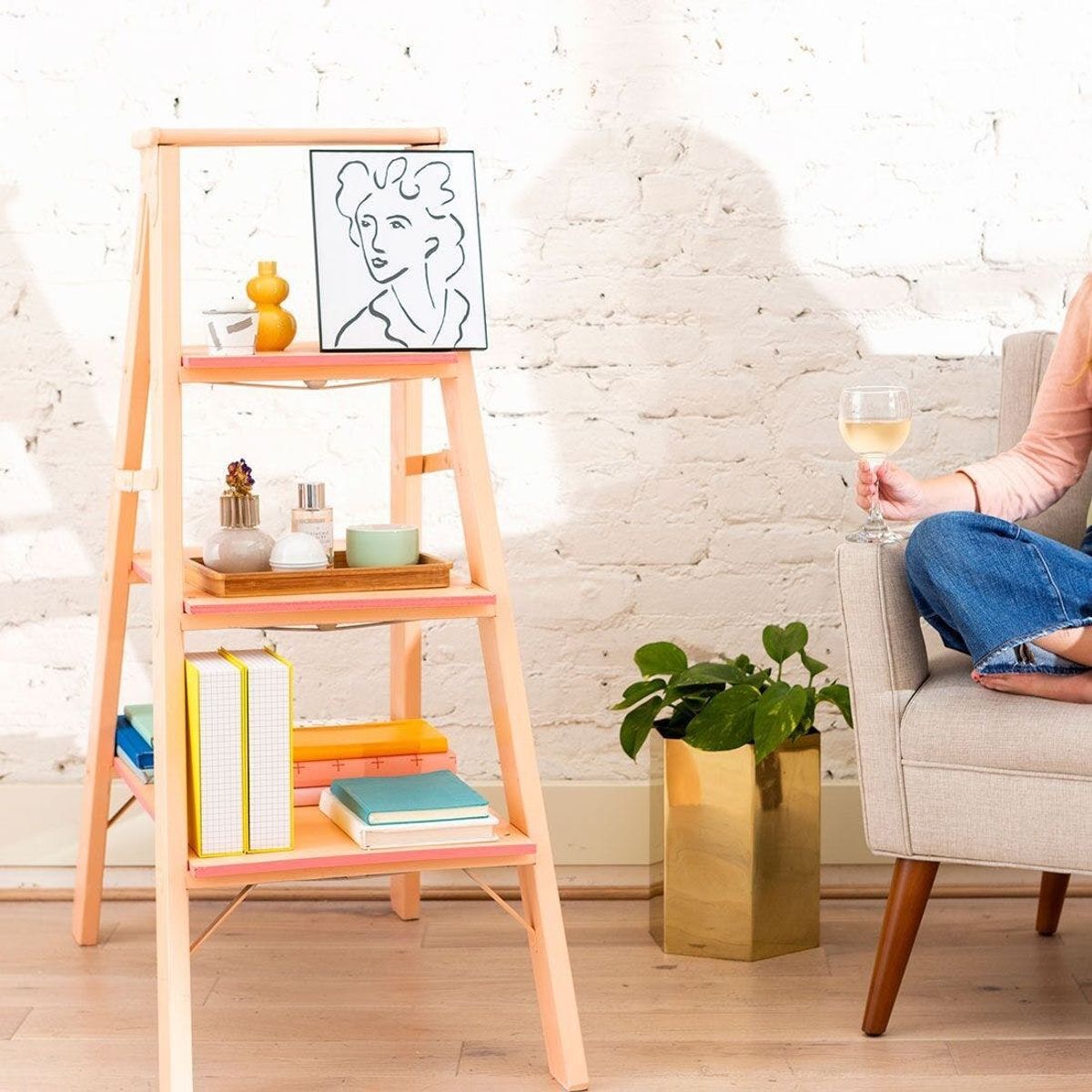 This DIY Ladder Shelf Was Made for Forgotten Corners
