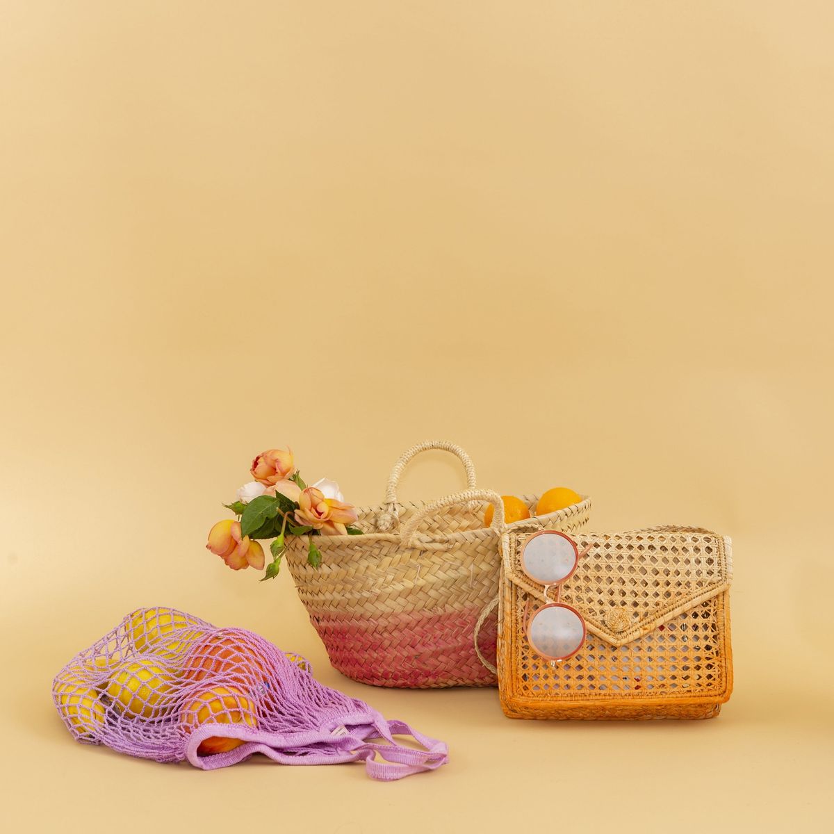 Make Your Own Dip-Dye Woven Bag With This Easy DIY