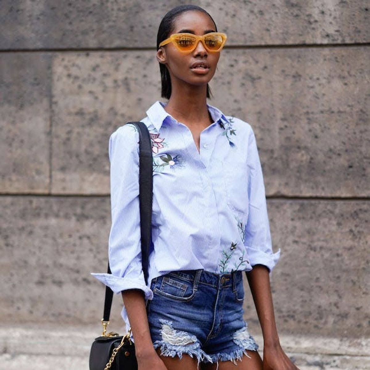 How to Wear Shorts Like an Influencer