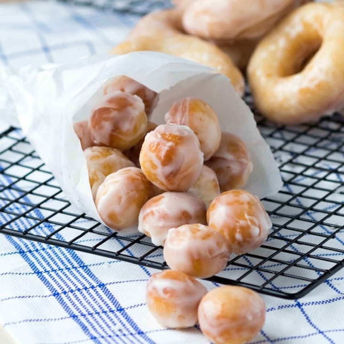 8 Krispy Kreme Copycat Recipes That *Almost* Outdo the Original