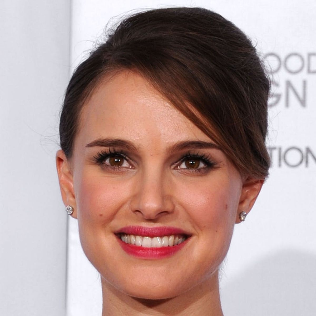 18 of the Most Iconic Golden Globes Looks of All Time